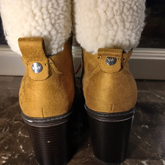 Nine West Tan Suede 4" Block Heel Boots with Red Laces - Picture 12 of 14